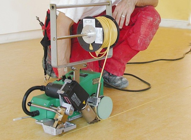 Máy hàn sàn nhựa Vinyl tự động Unifloor Máy hàn sàn nhựa Vinyl tự động Unifloor