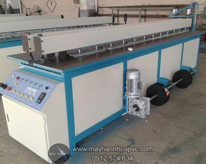 M&aacute;y h&agrave;n tấm nhựa tự động - h&agrave;n gh&eacute;p đối đầu tấm nhựa