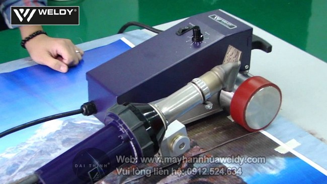 Máy hàn bạt quảng cáo Hiflex hàn vải bạt biểu ngữ Weldy ETL Thụy Sỹ Máy hàn bạt quảng cáo Hiflex hàn vải bạt biểu ngữ Weldy ETL Thụy Sỹ